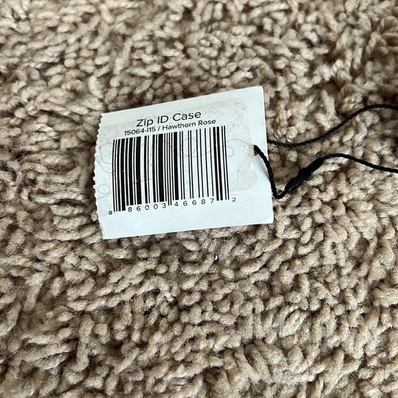 Vera Bradley zip ID Case - Picture 3 of 4